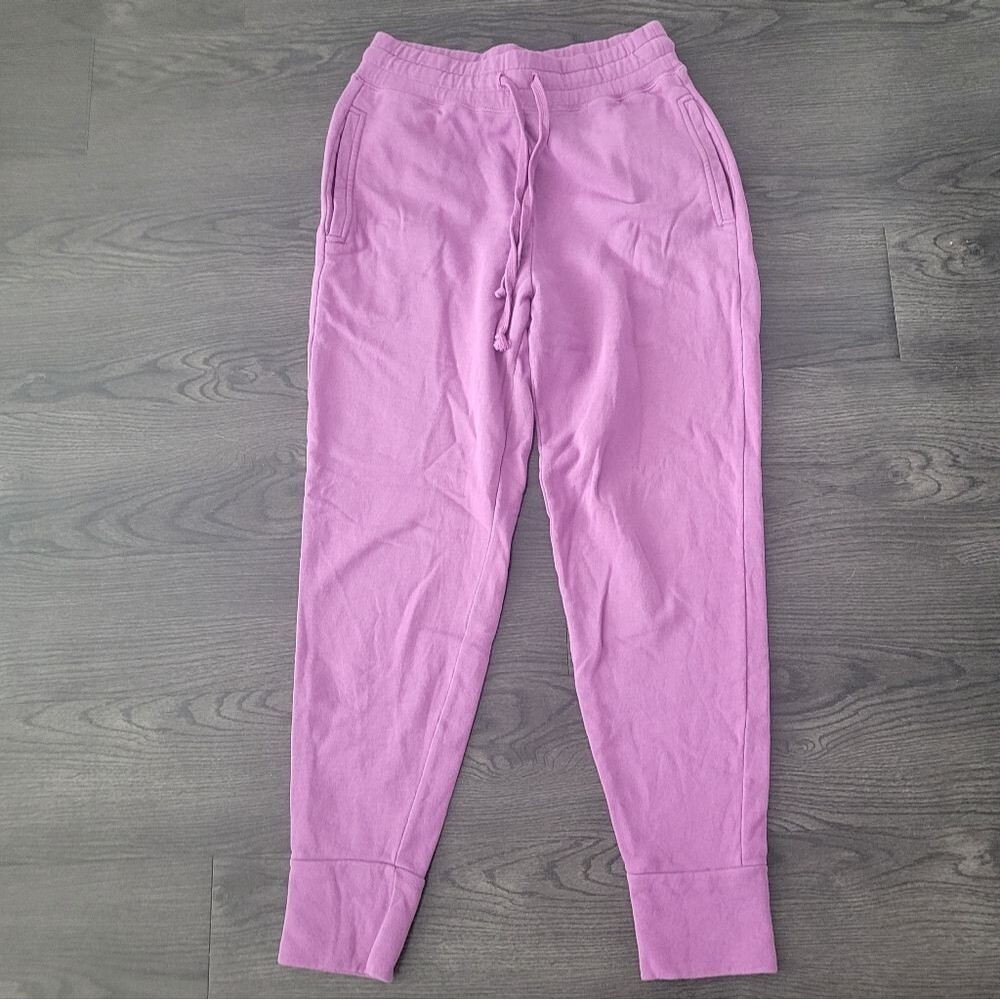 Fabletics Womens Lilac Joggers Size Small Athletics